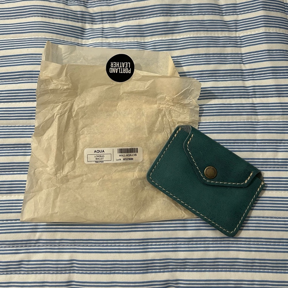 Portland Leather Lovebug Wallet ~ Aqua ~ BNNU